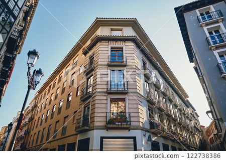 Facade of ancient building located in heart of Zaragoza Facade of ancient building located in heart of Zaragoza 122738386