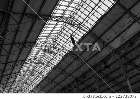 station, railway, track 122739072
