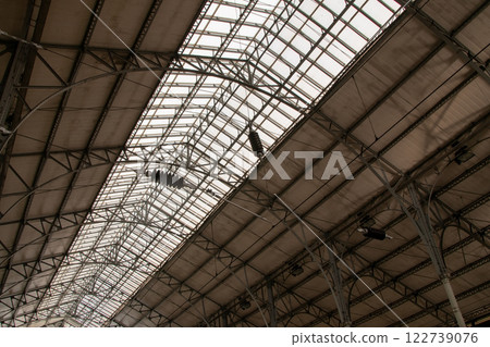 station, railway, track 122739076