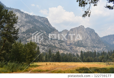 California mountains background, view of natural landscape, US national parks wildlife 122739177