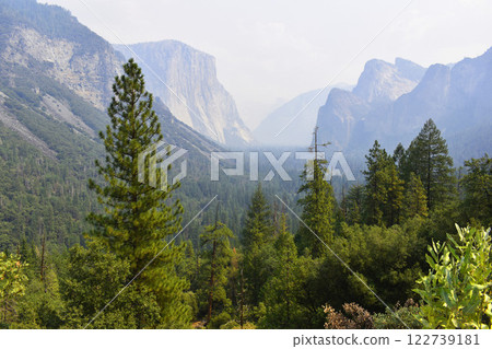 California mountains background, view of natural landscape, US national parks wildlife California mountains background, view of natural landscape, US national parks wildlife 122739181