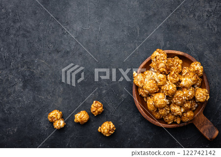 Popcorn on a black background 122742142