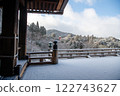 The snow-covered stage at Kiyomizu 122743627
