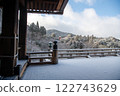 The snow-covered stage at Kiyomizu 122743629