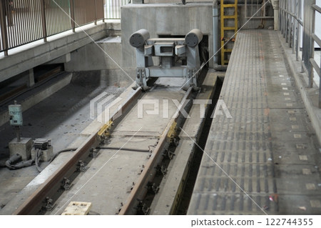 Old train stopper 122744355