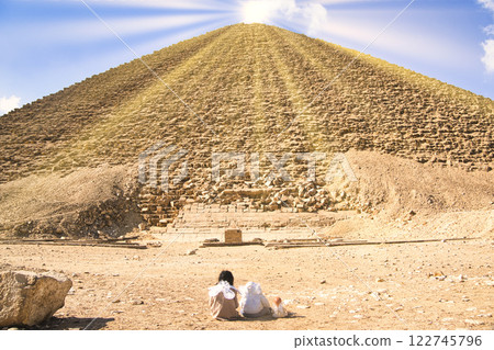 Spectacular view of the Pyramids of Dahshur 122745796