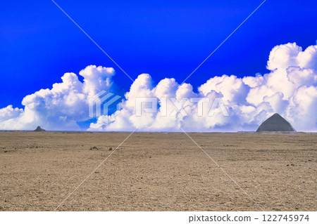 達舒爾金字塔的壯麗景色 122745974