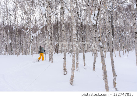 新雪谷登山滑雪 122747033