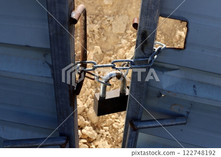 metal padlock for locking doors and gates in Israel. metal padlock for locking doors and gates in Israel. 122748192