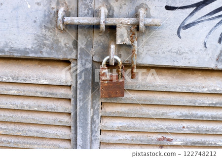 metal padlock for locking doors and gates in Israel. metal padlock for locking doors and gates in Israel. 122748212