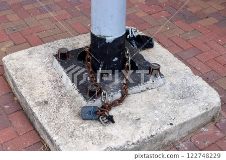 metal padlock for locking doors and gates in Israel. metal padlock for locking doors and gates in Israel. 122748229