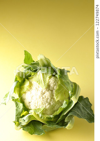 cauliflower  122749874