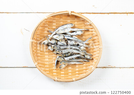 Dried sardines soup stock Dried sardines soup stock 122750400
