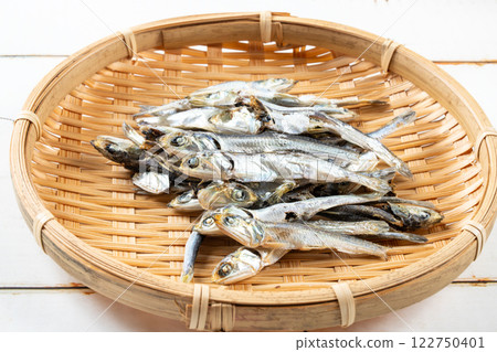 Dried sardines soup stock Dried sardines soup stock 122750401