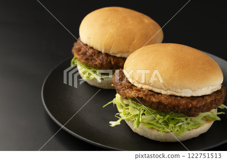 Ham cutlet burger 122751513