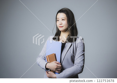 Business woman Business woman 122751678