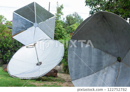 Parabolic antenna at the Archimedes Museum in Italy 122752782