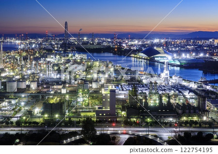 從四日市市海露台 14 號眺望工廠夜景 122754195