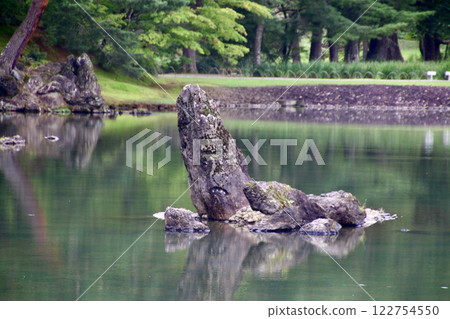毛越寺庭園、中性石頭、世界遺產(岩手縣平泉町) 毛越寺庭園、中性石頭、世界遺產(岩手縣平泉町) 122754550