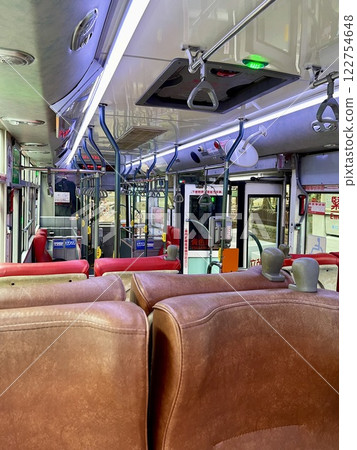 公車內04 公車內04 122754648