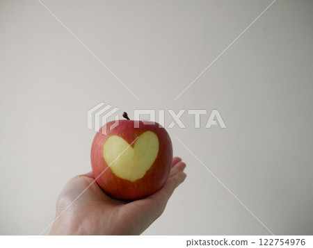 Apple Love 0 122754976