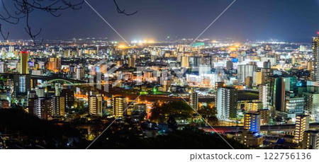 （白河方向）在夜空和城市景觀中脫穎而出的絕美全景（花岡山瞭望台） 122756136