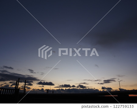 美妙的日落風景 122759133