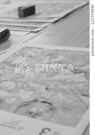 Please feel free to take home any advertising papers on the tables. Please feel free to take home any advertising papers on the tables. 122759946