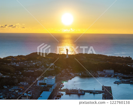 Onahama Port at dawn (Iwaki City, Fukushima Prefecture) 122760138