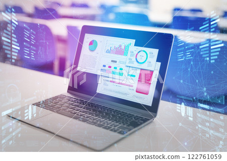配有 PC 的商務空間 122761059