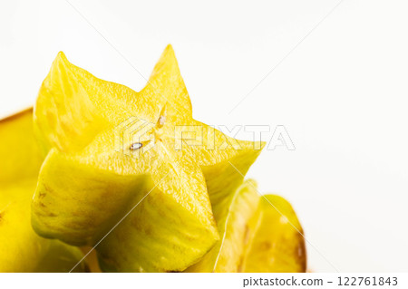 Star fruit cross section 122761843