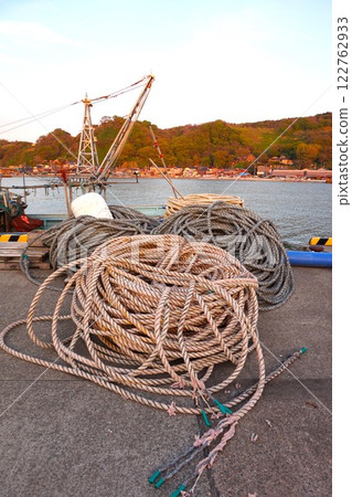 新潟縣出雲崎漁港海日本海漁船繩索 122762933