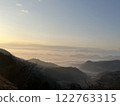 漂浮在雲彩海的山 122763315