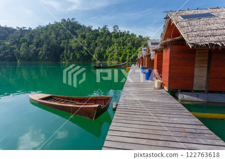 lake, boat, kayak 122763618