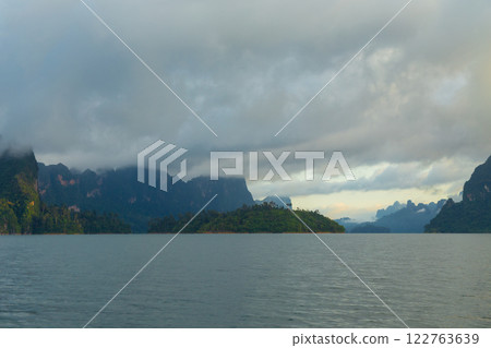 lake, boat, mountain 122763639