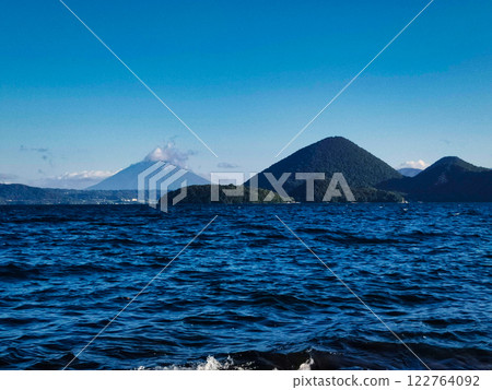Lake Toya, Nakanoshima and Mt. Yotei Lake Toya, Nakanoshima and Mt. Yotei 122764092