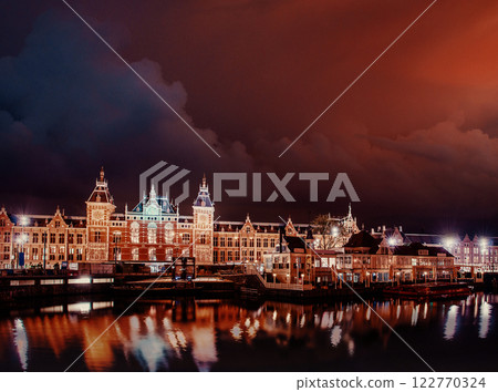 Beautiful night in Amsterdam. illumination of buildings 122770324