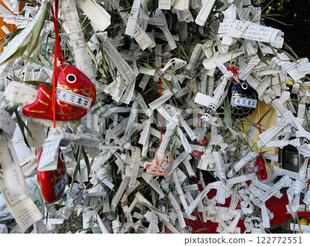 New Year's Tai Fortunes at Kawagoe Hikawa Shrine 122772551