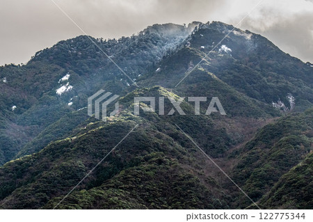奇幻推理:屋久島、近海阿爾卑斯山、宇上山(冬季) 奇幻推理:屋久島、近海阿爾卑斯山、宇上山(冬季) 122775344