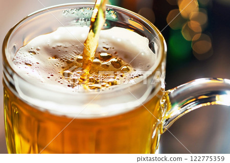 beer mug 122775359