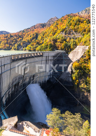 《Toyama Prefecture》 Autumn Kurobe Dam / Autumn Leaves Peak 122775540