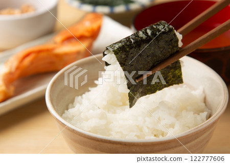 Nori and rice 122777606