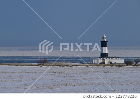 Nogi Cape lighthouse and drift ice Nogi Cape lighthouse and drift ice 122778226