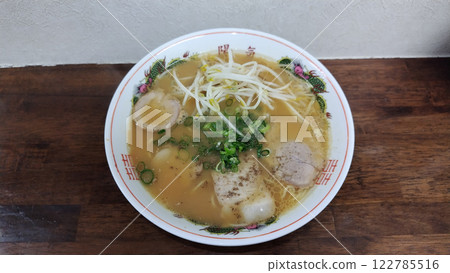 廣島的中國麵店Yoki的醬油豬骨拉麵 122785516