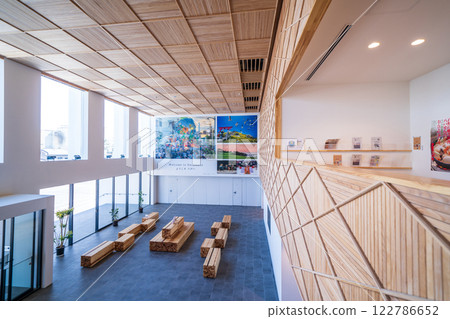 「青森郡」八戶港渡輪碼頭入口大廳 122786652