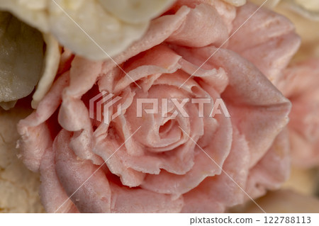 Edible sweet flowers made from natural marshmallows 122788113