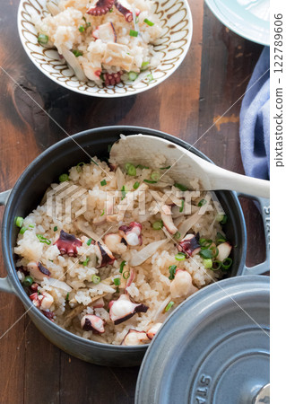 Freshly made octopus rice 122789606