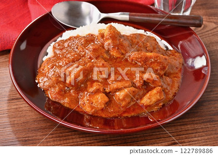 Spicy chicken curry, curry rice. 122789886