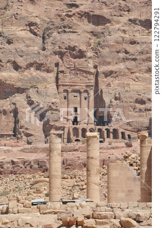Jordan, Petra, Petra ruins, Tomb of Aan, Royal Tombs Jordan, Petra, Petra ruins, Tomb of Aan, Royal Tombs 122794291