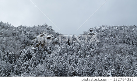 山形:白雪皚皚的山寺 山形:白雪皚皚的山寺 122794385